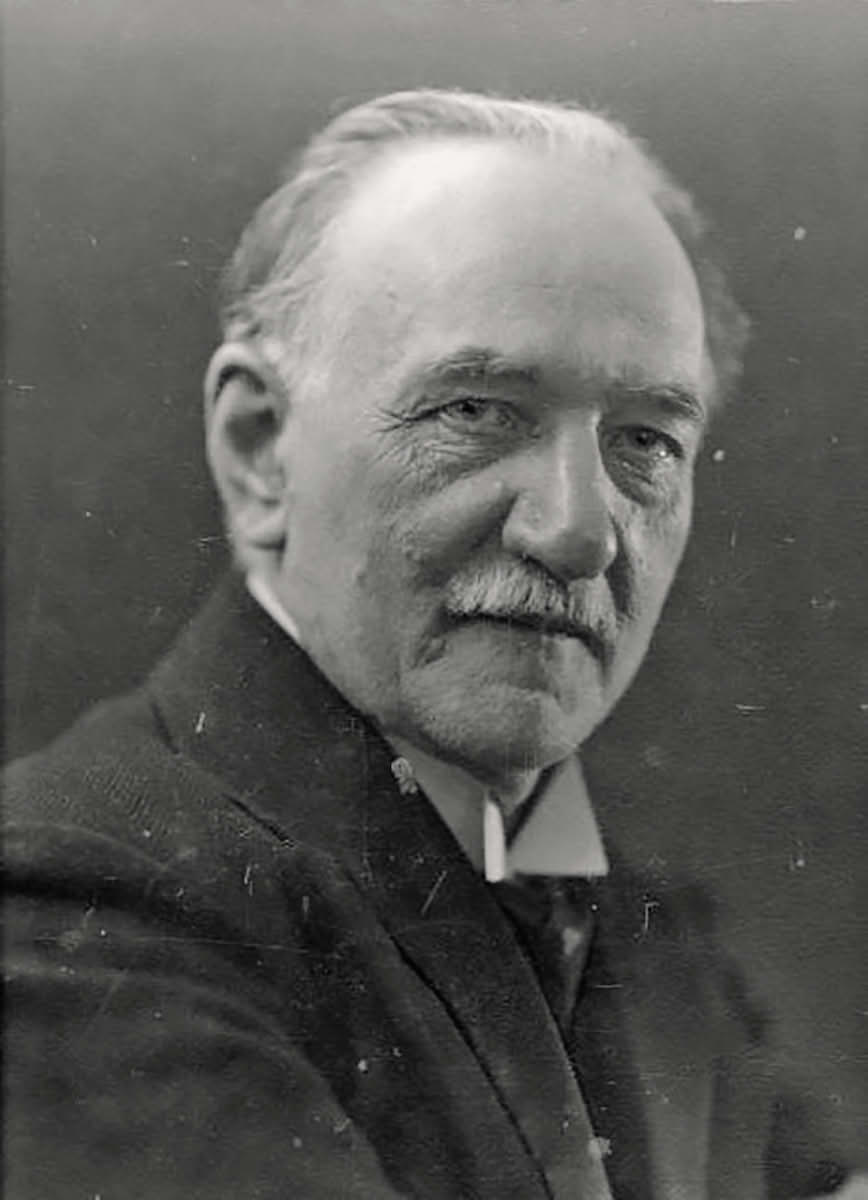 standard_compressed_josef-bohuslav-foerster